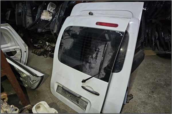 Renault Kangoo Çıkma Beyaz Bagaj Kapağı